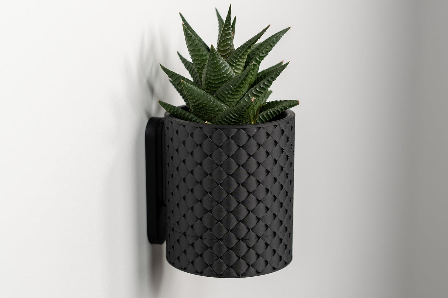 Wall Planter with Hidden Drip Tray - Quilted Planter