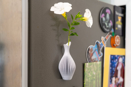 Mini Magnetic Vase No. 1