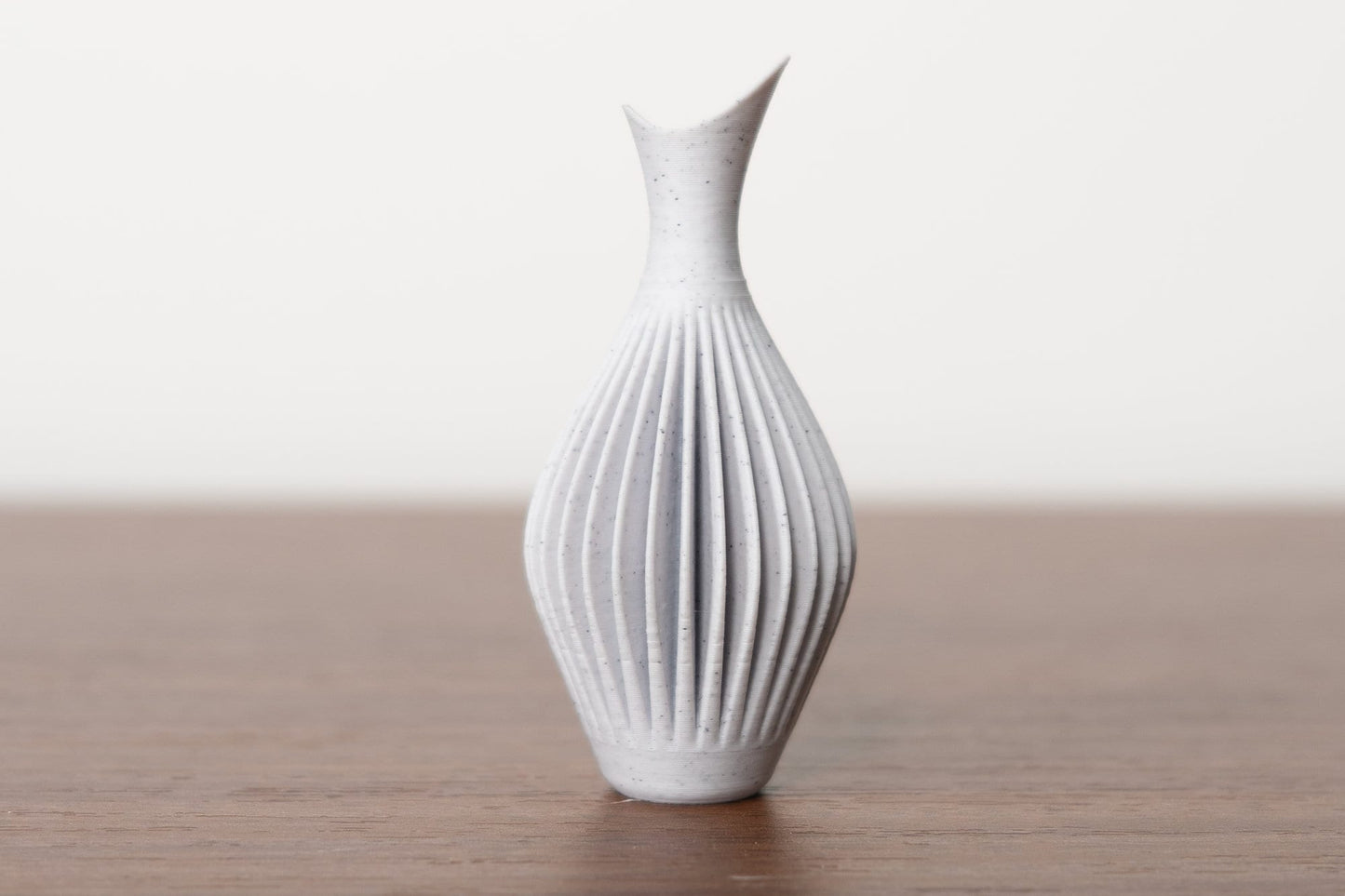 Mini Magnetic Vase No. 1