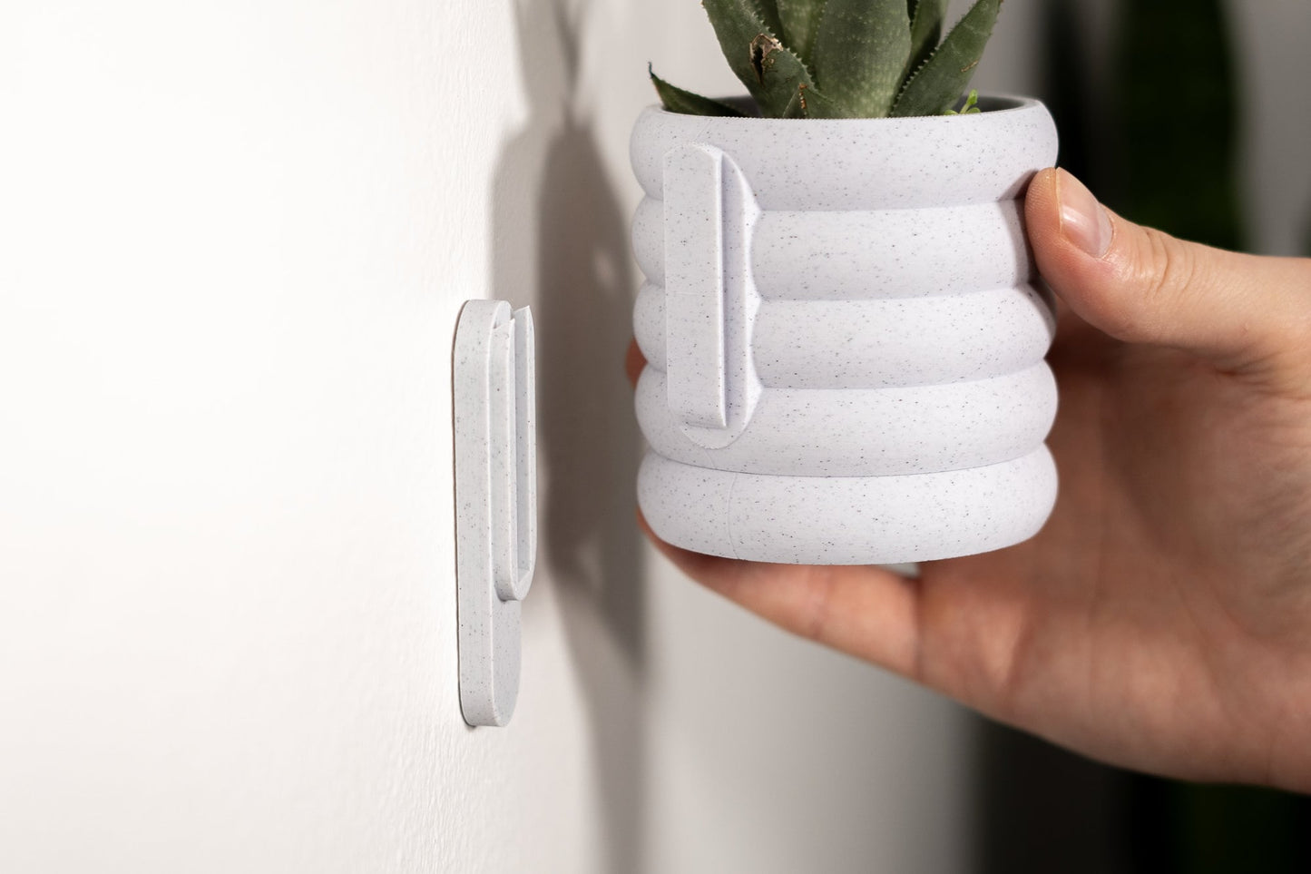 Wall Planter with Hidden Drip Tray - Big Bubbles